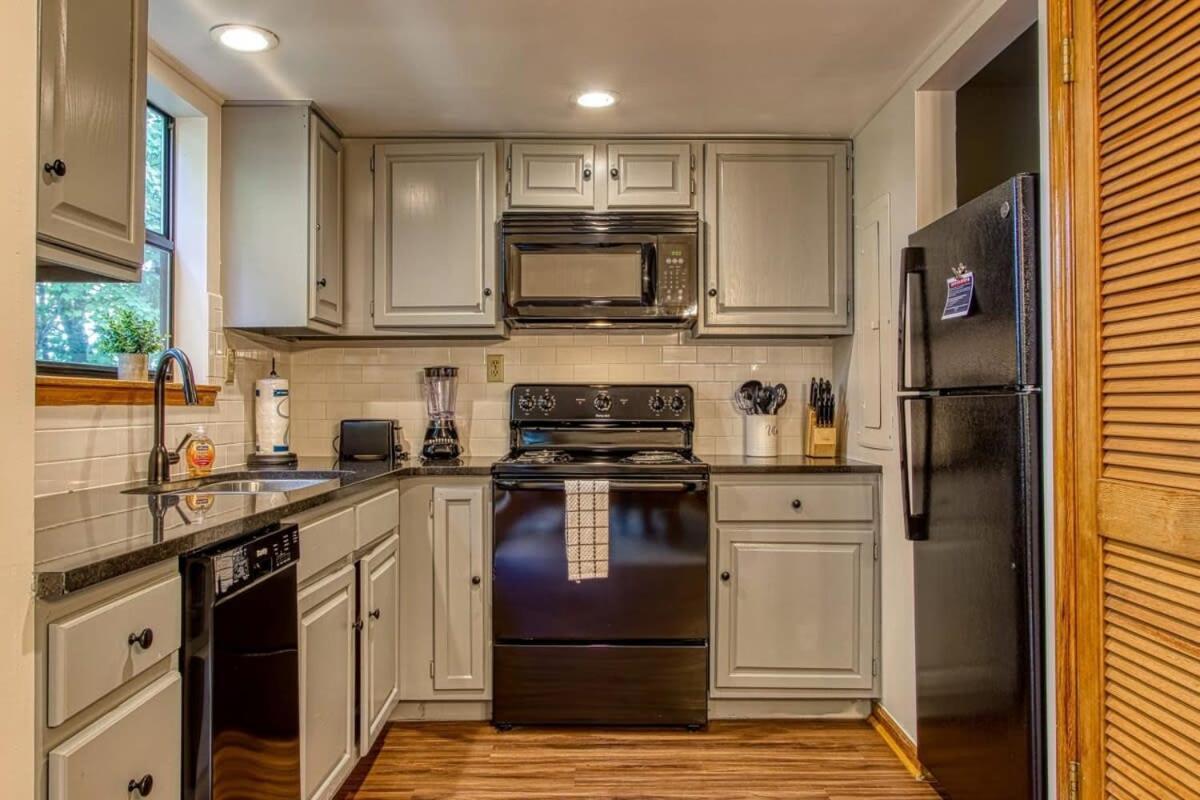 Pinecrest Townhomes-1King-2Queen Unit-Renovated Pigeon Forge Eksteriør billede