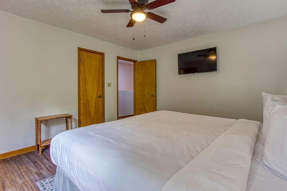 Pinecrest Townhomes-1King-2Queen Unit-Renovated Pigeon Forge Eksteriør billede