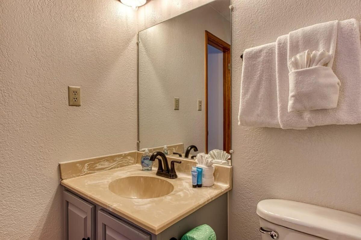 Pinecrest Townhomes-1King-2Queen Unit-Renovated Pigeon Forge Eksteriør billede