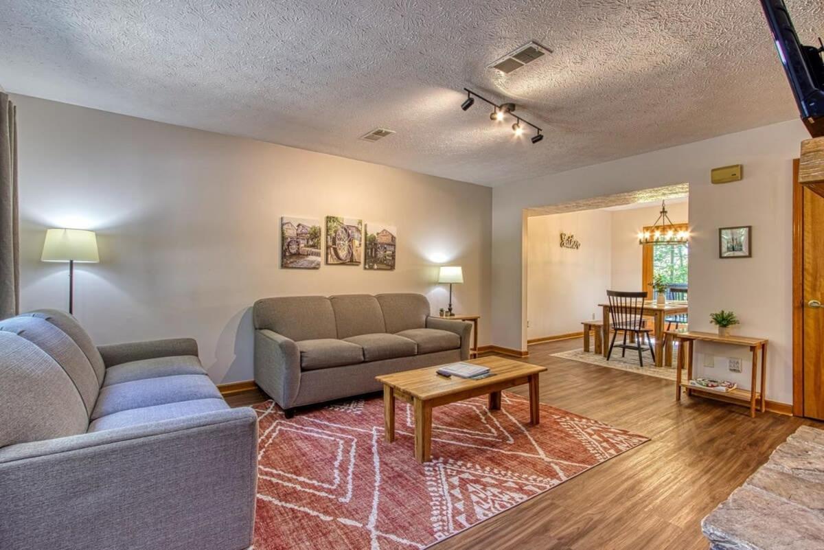 Pinecrest Townhomes-1King-2Queen Unit-Renovated Pigeon Forge Eksteriør billede